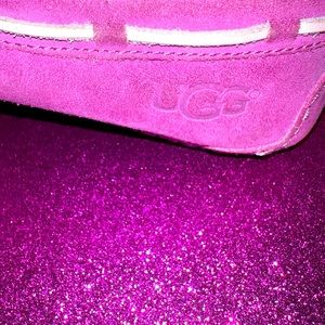 ✨Uggs✨ Used yet good condition ❗️Can be cleaned more pics coming soon✨✨🦄✨✨